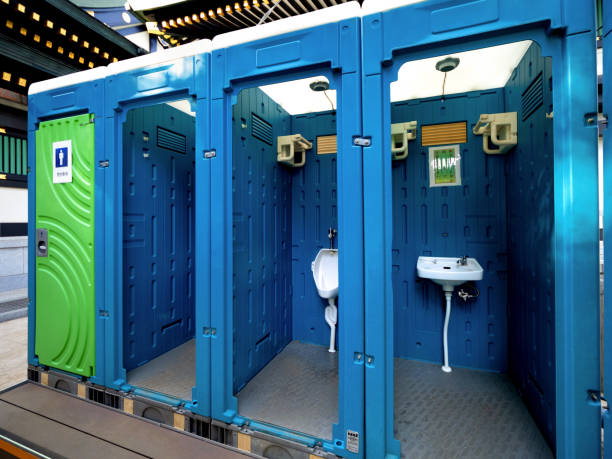 Best Porta potty rental near me  in Cudahy, CA